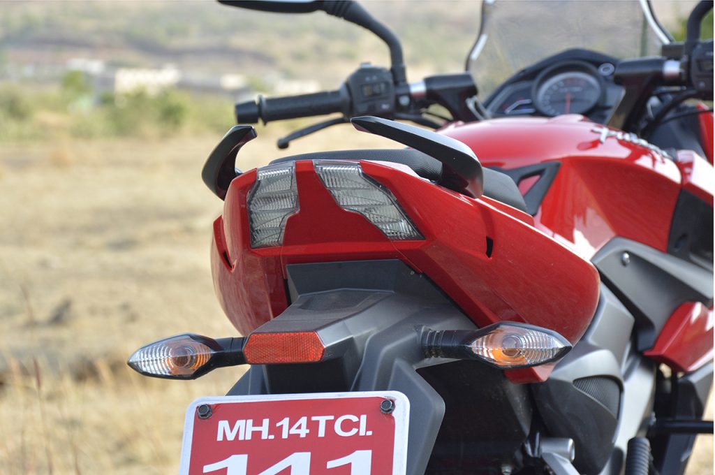 as-150-tail-review-yenthiran