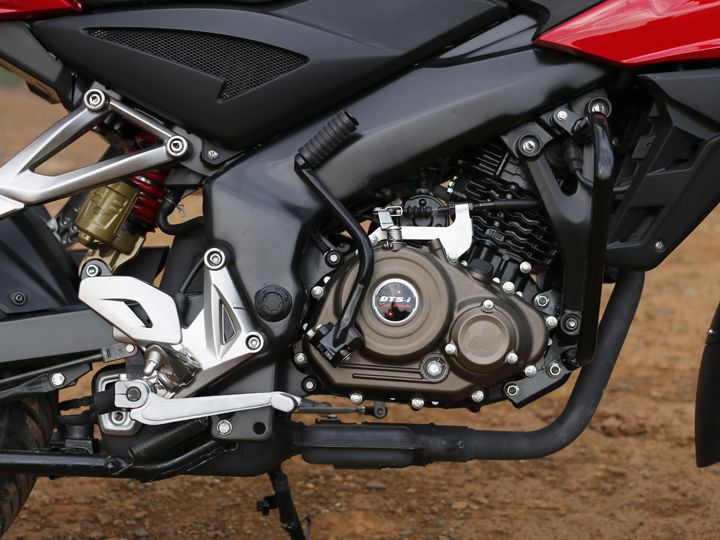 bajaj-pulsar-as150-review-india-road-test-yenthiran